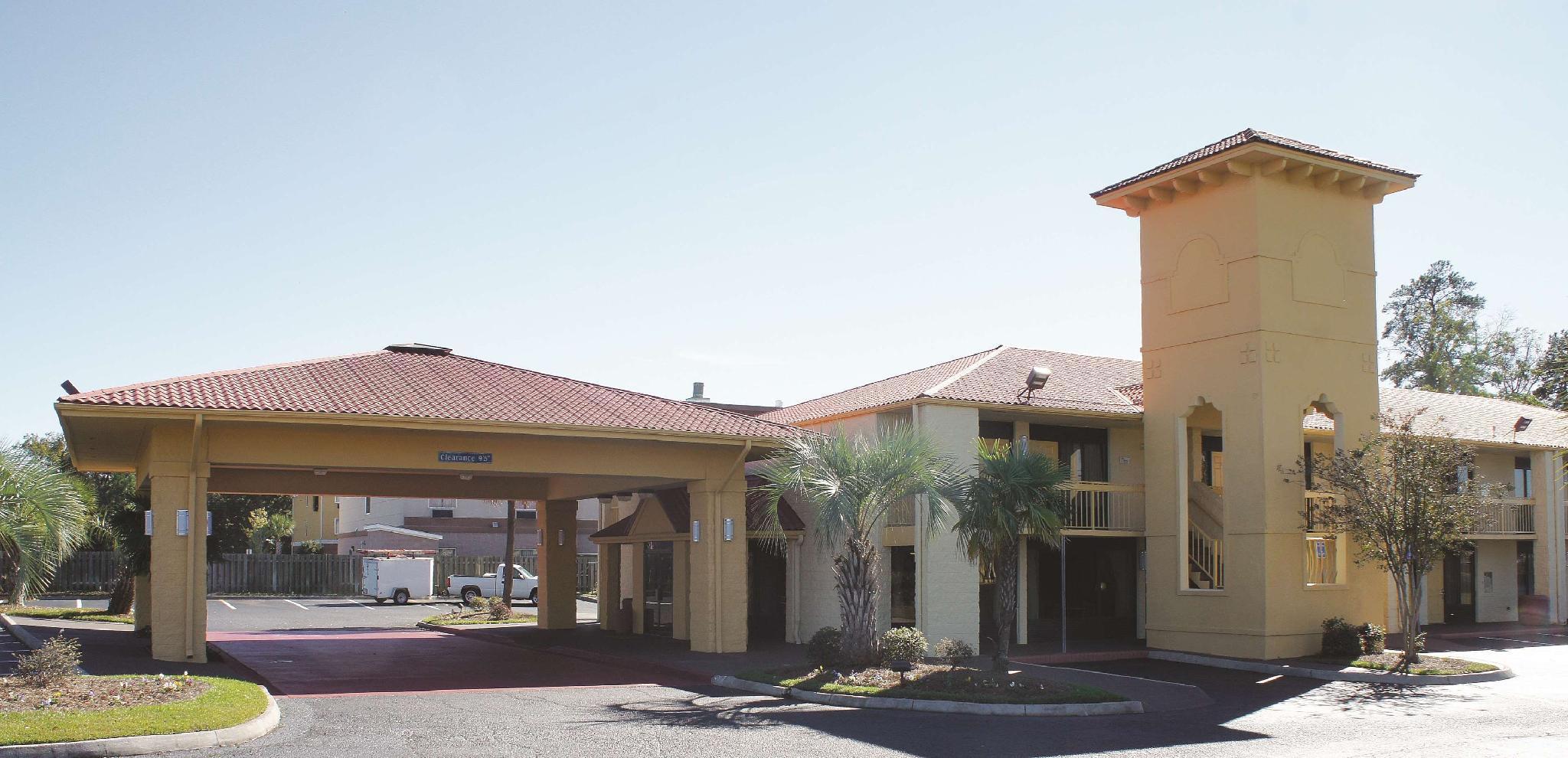 Super 8 By Wyndham サバンナ エクステリア 写真